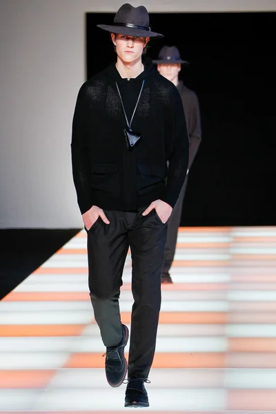 Look 17
